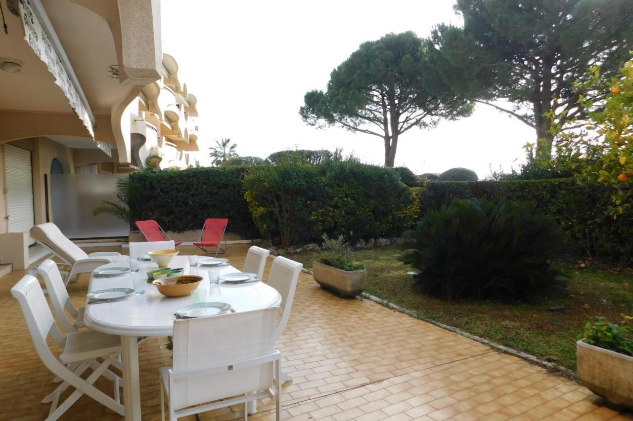 Air-Conditioned 4-Room "Marine Villeneuve" Flat With Pool And Parking Exteriör bild