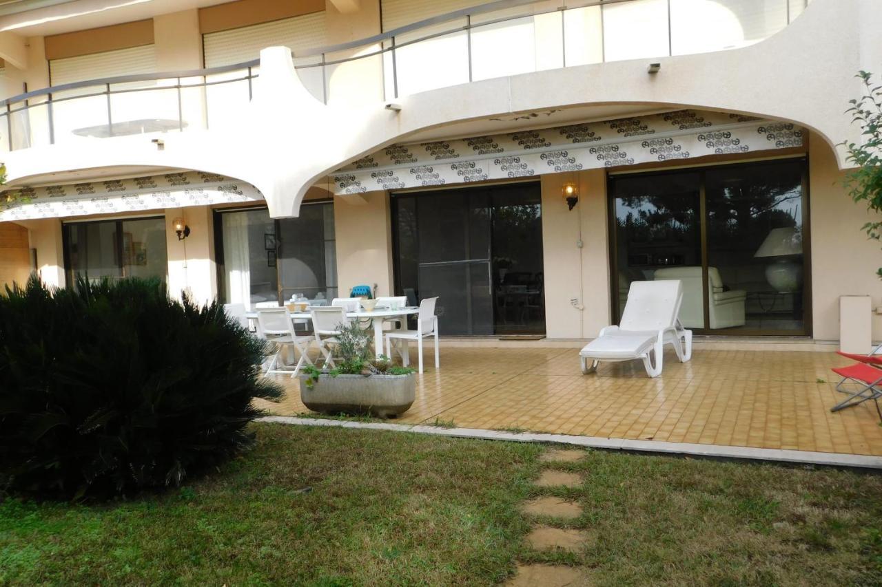 Air-Conditioned 4-Room "Marine Villeneuve" Flat With Pool And Parking Exteriör bild