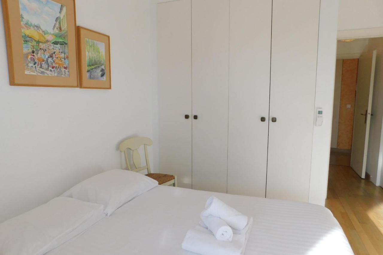Air-Conditioned 4-Room "Marine Villeneuve" Flat With Pool And Parking Exteriör bild
