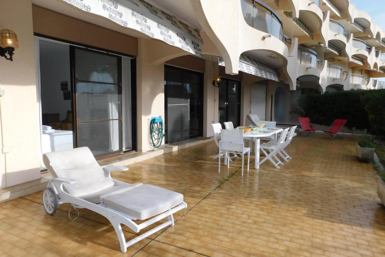 Air-Conditioned 4-Room "Marine Villeneuve" Flat With Pool And Parking Exteriör bild