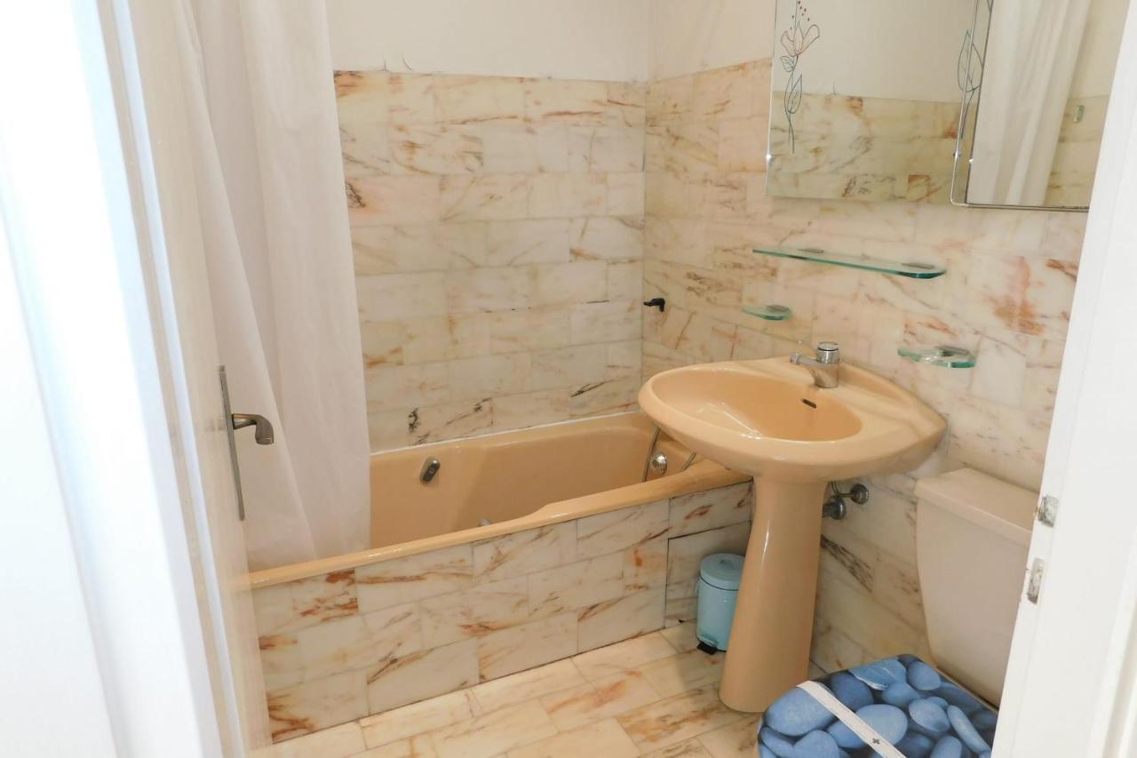 Air-Conditioned 4-Room "Marine Villeneuve" Flat With Pool And Parking Exteriör bild