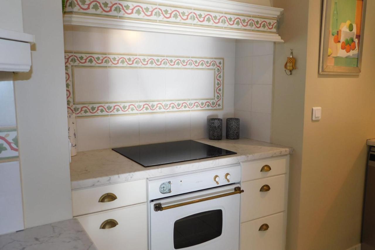 Air-Conditioned 4-Room "Marine Villeneuve" Flat With Pool And Parking Exteriör bild
