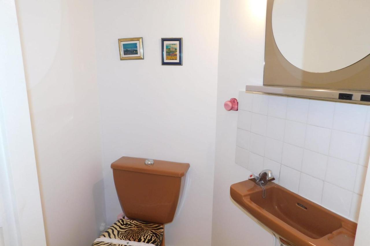 Air-Conditioned 4-Room "Marine Villeneuve" Flat With Pool And Parking Exteriör bild
