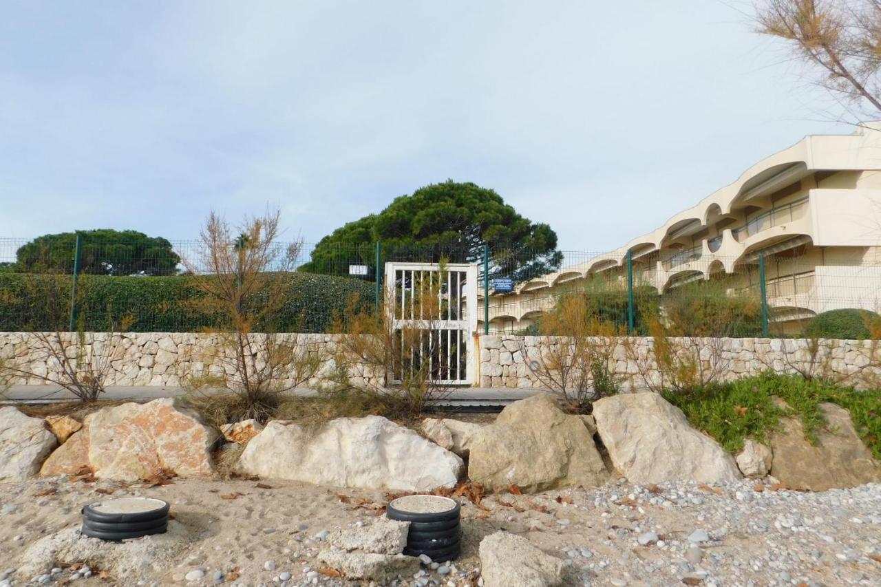 Air-Conditioned 4-Room "Marine Villeneuve" Flat With Pool And Parking Exteriör bild